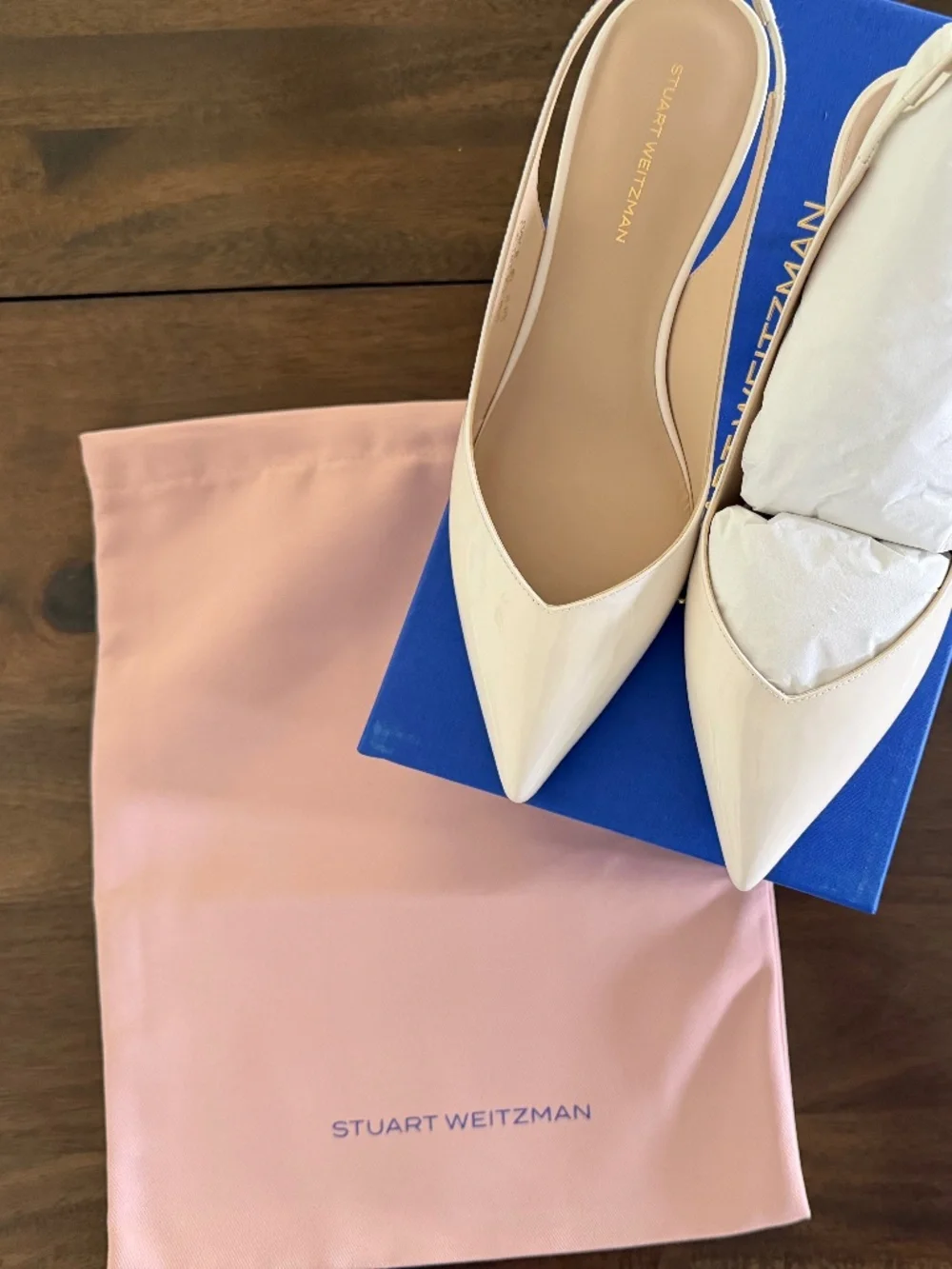 New in Box - Stuart Weitzman Eva 50 slingback - Cream - Patent Leather - Picture 2 of 6